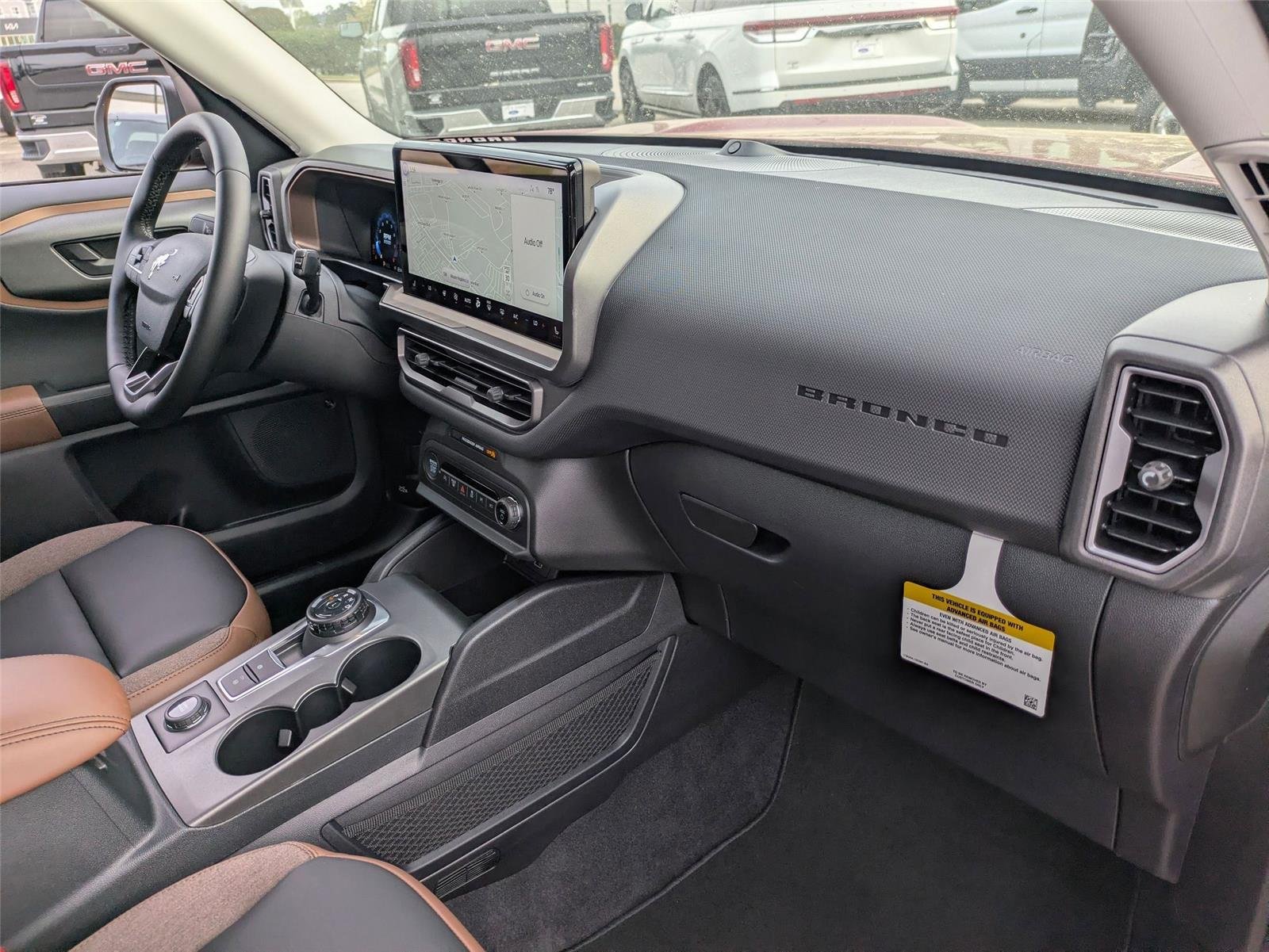 New 2025 Ruby Red Metallic Tinted Clearcoat Ford Outer Banks® image 35