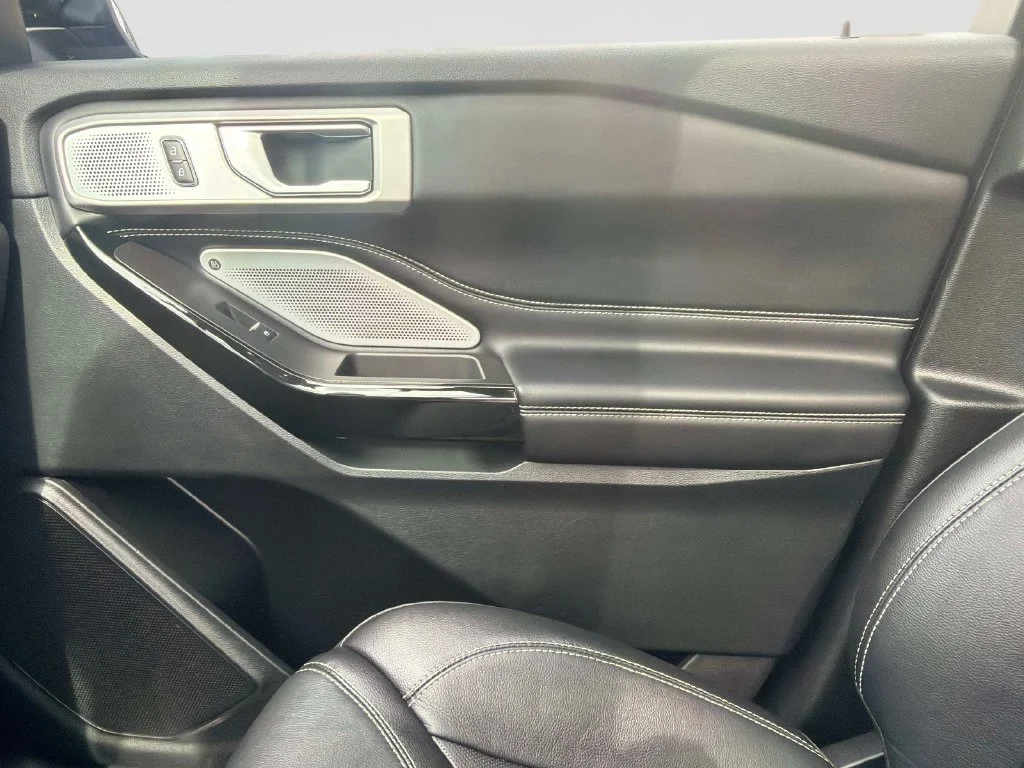 Used 2023 Agate Black Metallic Ford ST image 23