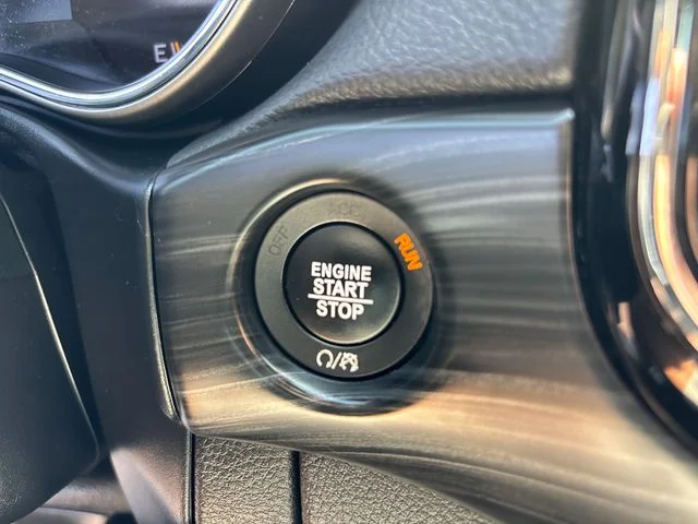 Used 2019 White Jeep Altitude image 17