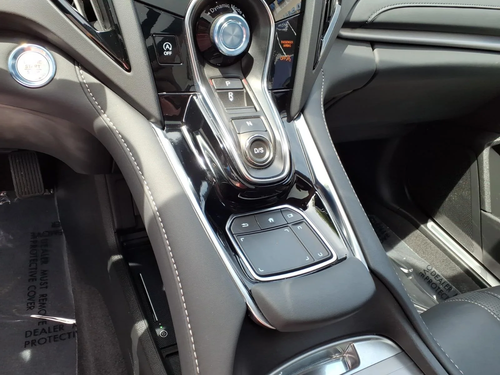 Used 2024 Liquid Carbon Metallic Acura SH-AWD TECH image 9