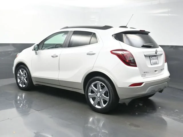 Used 2017 White Buick Premium image 5