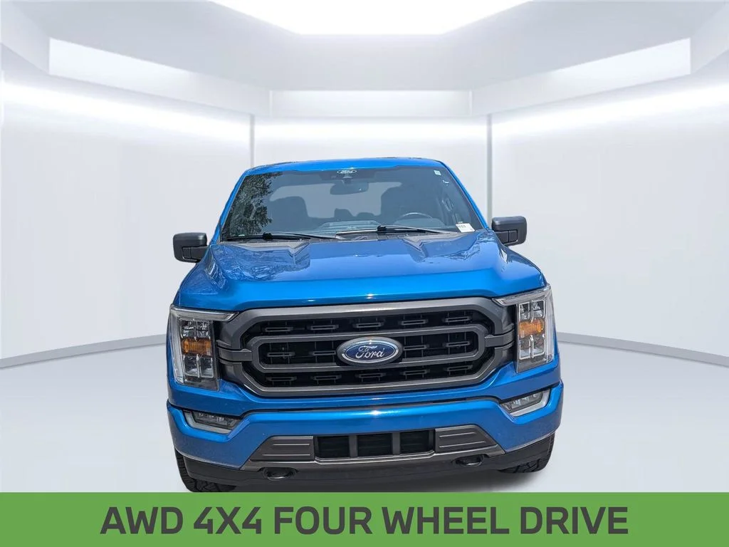 Used 2021 Blue Ford XLT image 11