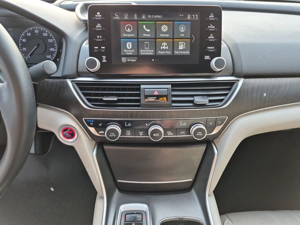 Used 2019  Honda Touring image 24