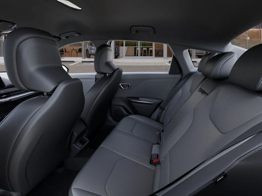 New 2026 Snow White Pearl Kia EX image 18