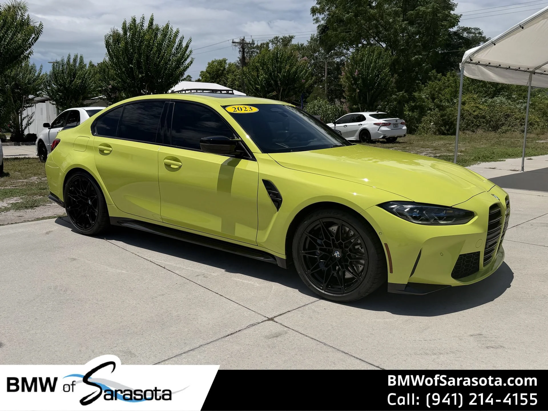 Used 2023 Sao Paulo Yellow BMW Competition image 1