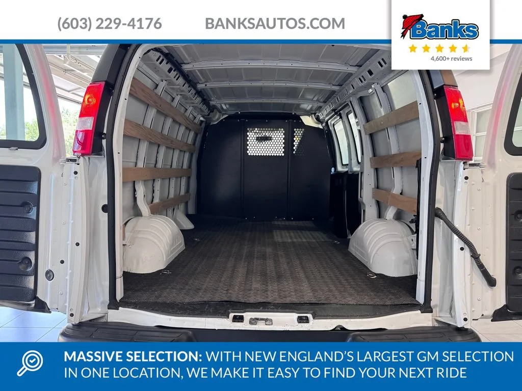 2024 Chevrolet Express Cargo Work Van - Photo 7