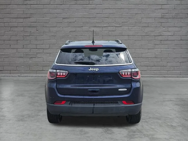Used 2021 Blue Jeep Latitude image 4