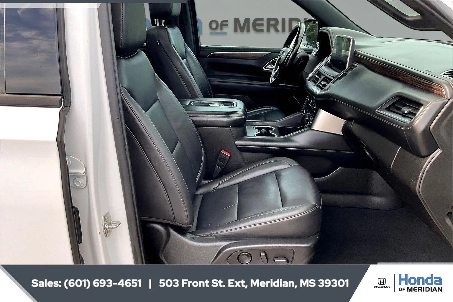 Used 2021 Summit White Chevrolet Z71 image 6