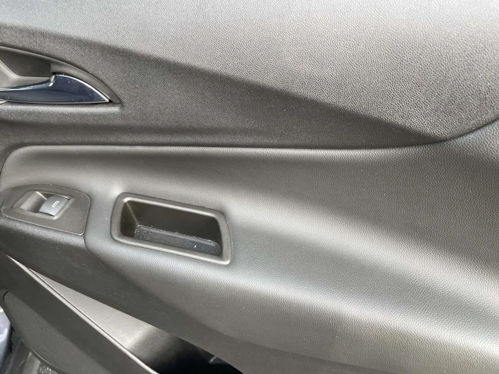 Used 2023 Iron Gray Metallic Chevrolet LT image 10
