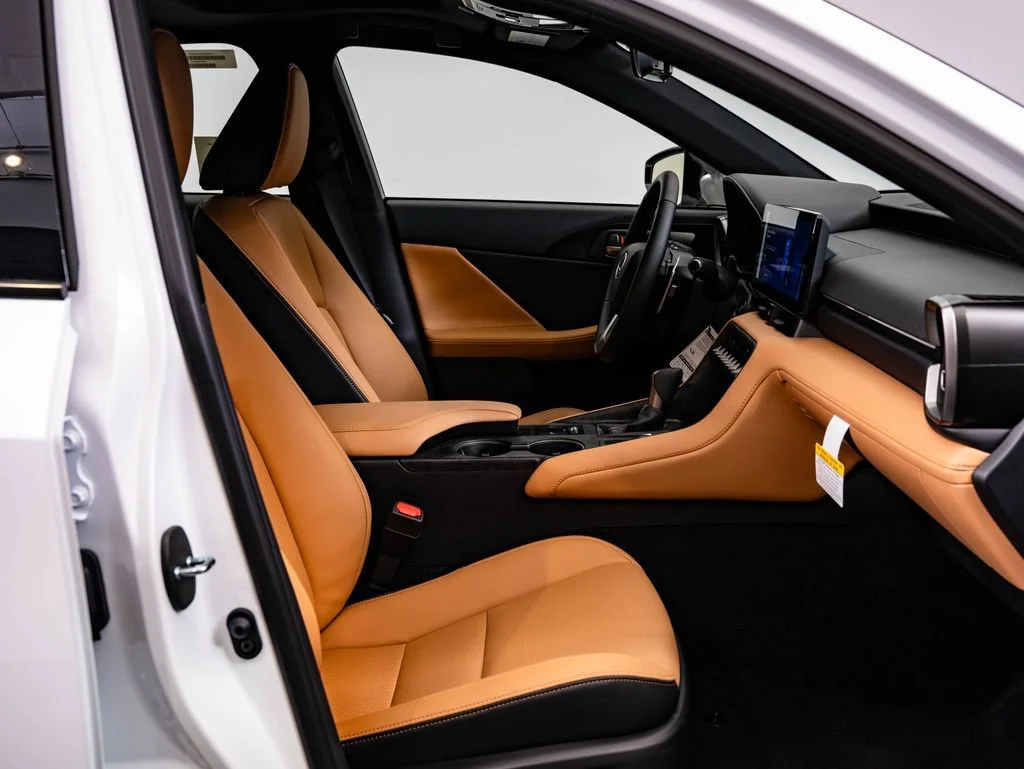 New 2026 Ultra White Lexus F SPORT DESIGN AWD image 24