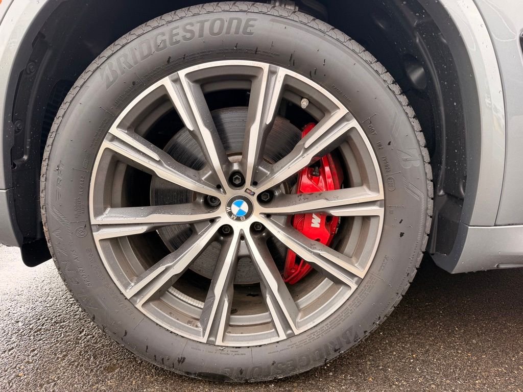 2026 BMW X5 M60i - Photo 5