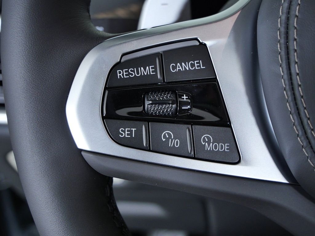 New 2027 Brooklyn Grey Metallic BMW xDrive40i image 41
