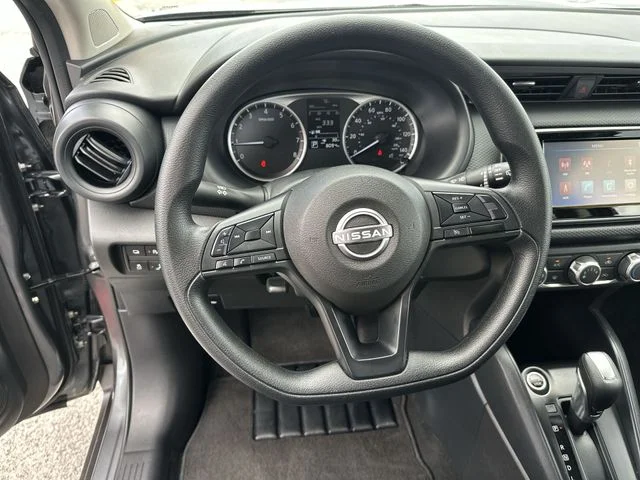 Used 2024 Gray Nissan S image 13
