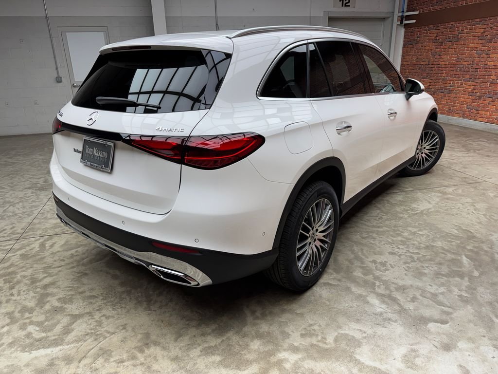 New 2026 White Mercedes-Benz GLC 300 image 5