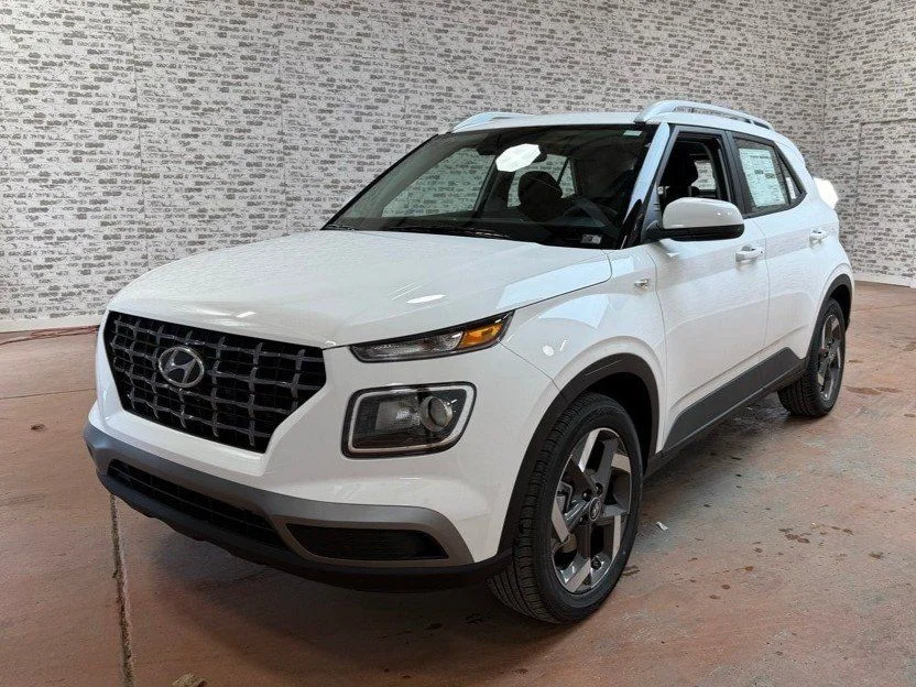 New 2026 Lunar White W/Black Roof Hyundai SEL image 3