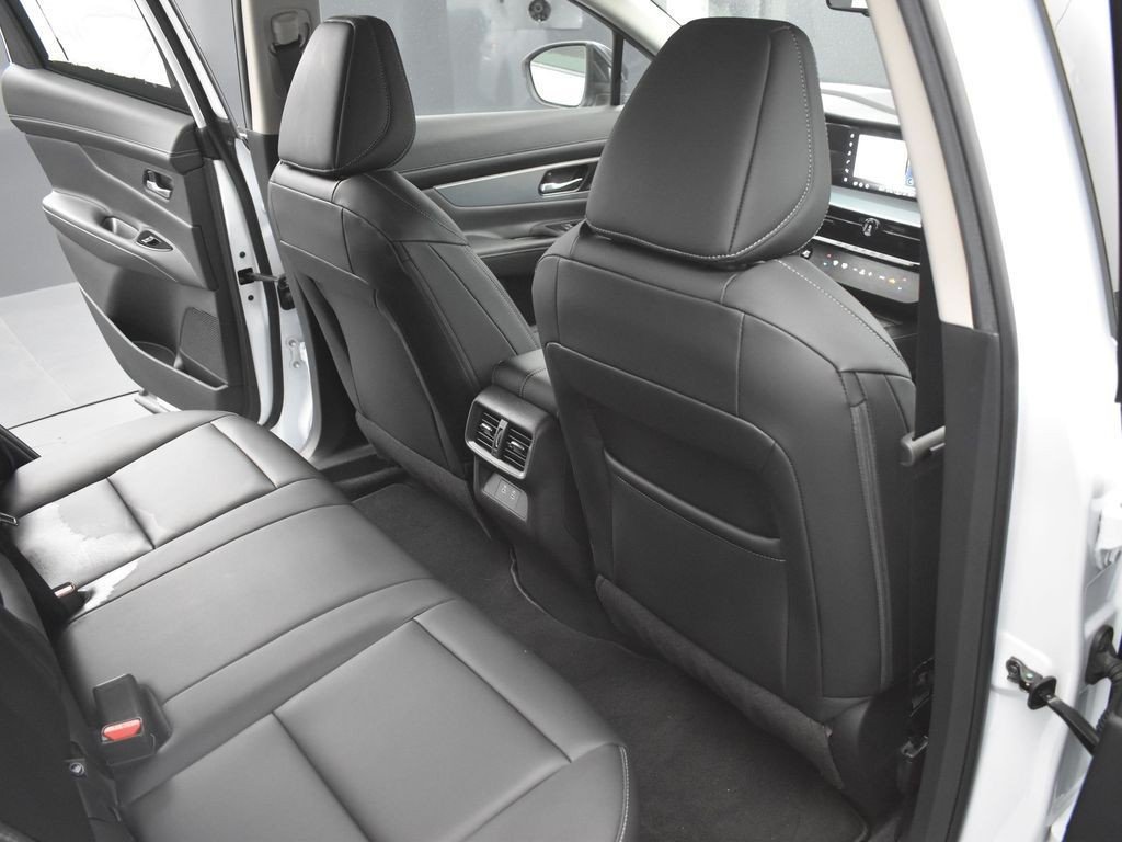 2025 Nissan Murano SL - Photo 18