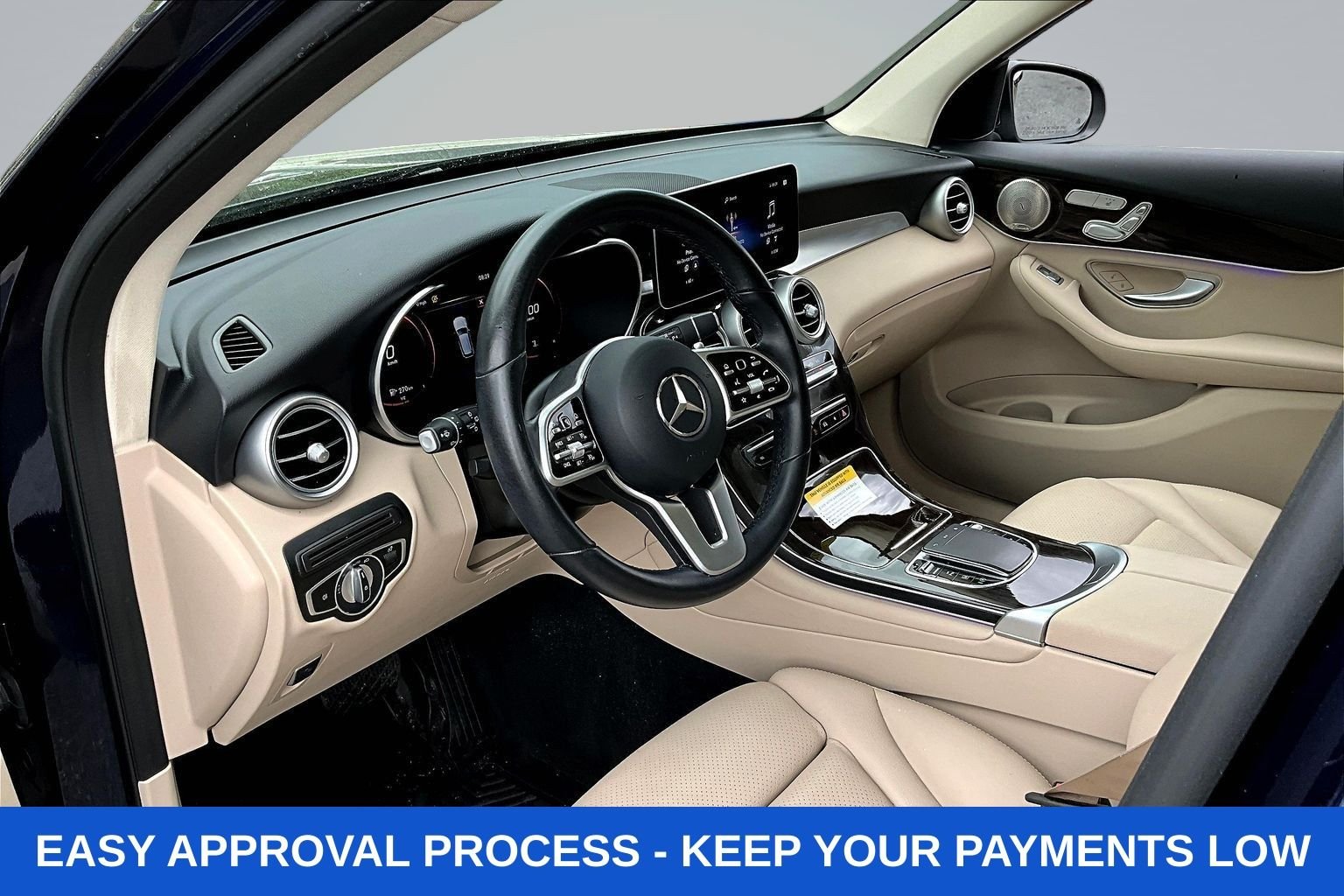 Used 2021 Blue Mercedes-Benz GLC 300 image 21