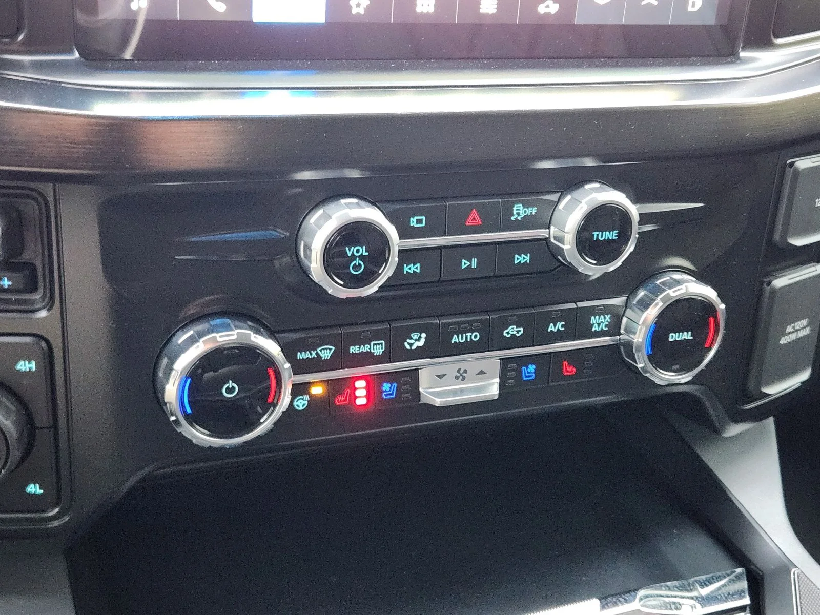 2026 Ford F-250 Super Duty Lariat - Photo 14