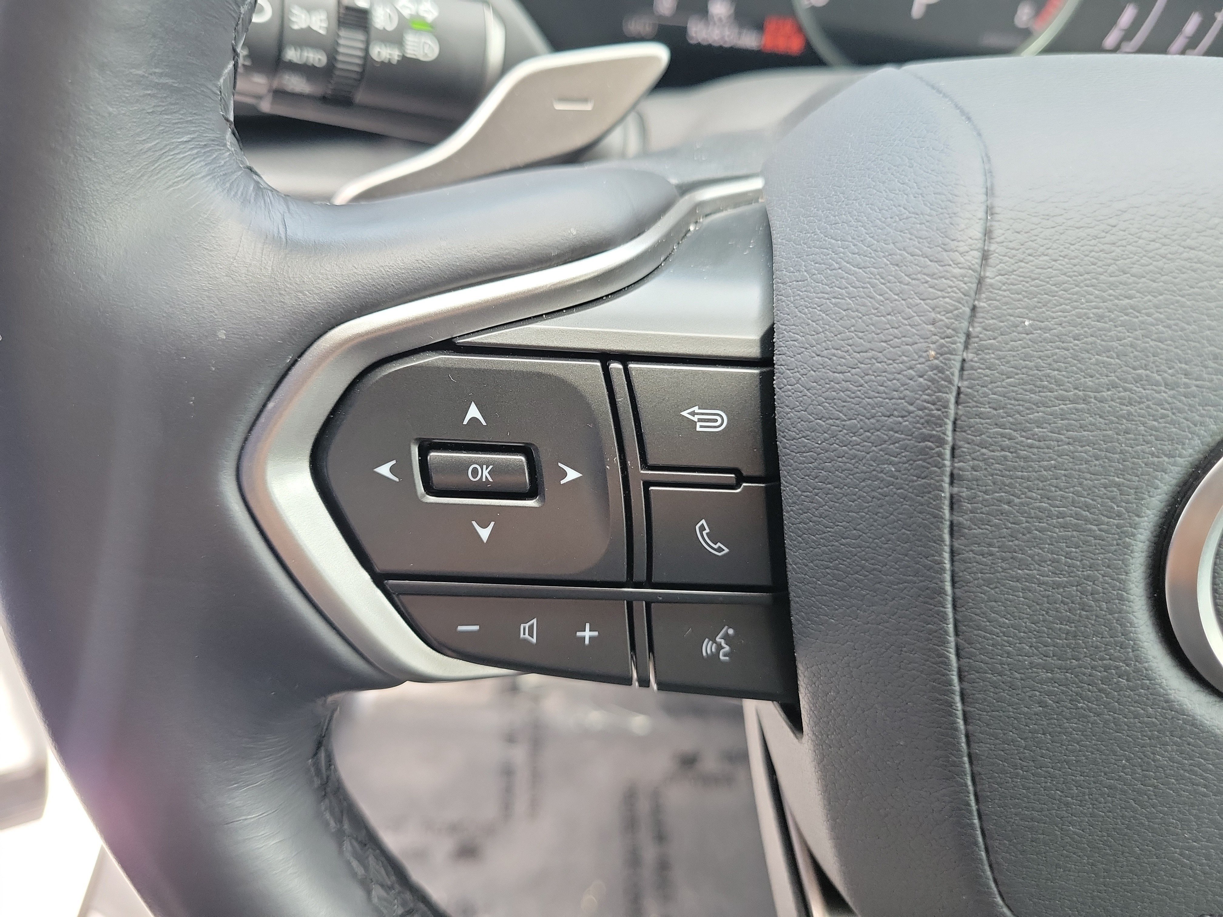 Certified Used 2025 EMINENT WHITE PEARL Lexus NX 350 Premium image 27