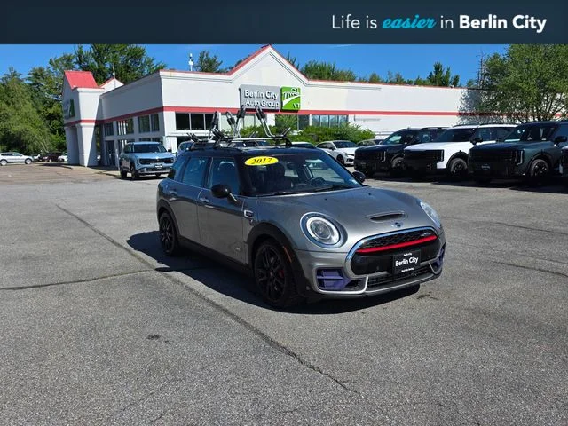 Used 2017 Silver Metallic MINI Clubman image 1