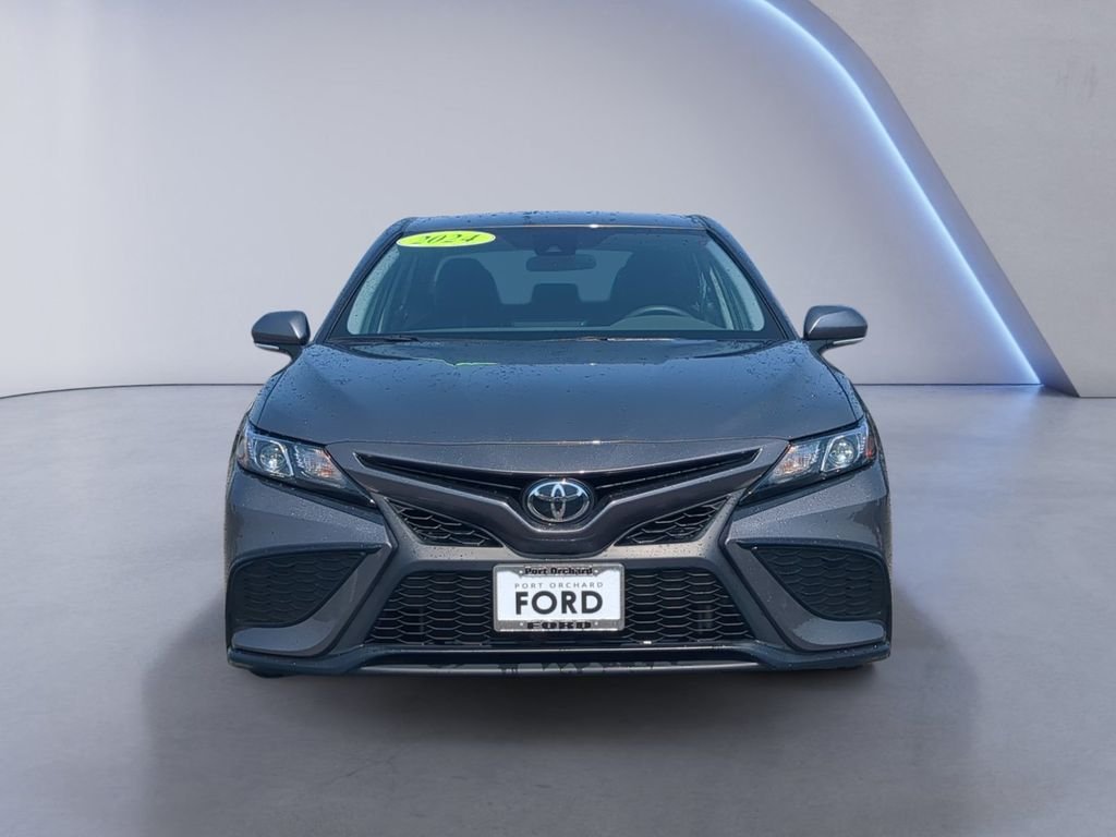 Used 2024 Predawn Gray Mica Toyota SE image 10