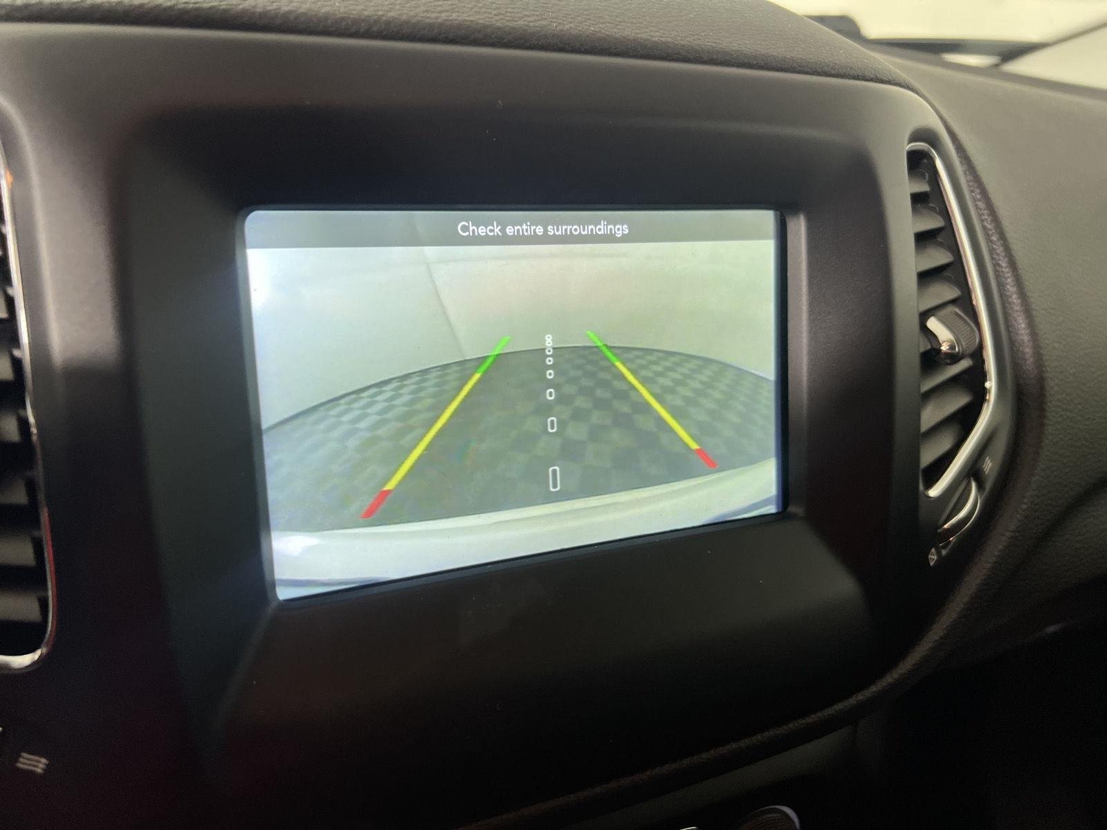 Used 2021 White Clearcoat Jeep Latitude image 20