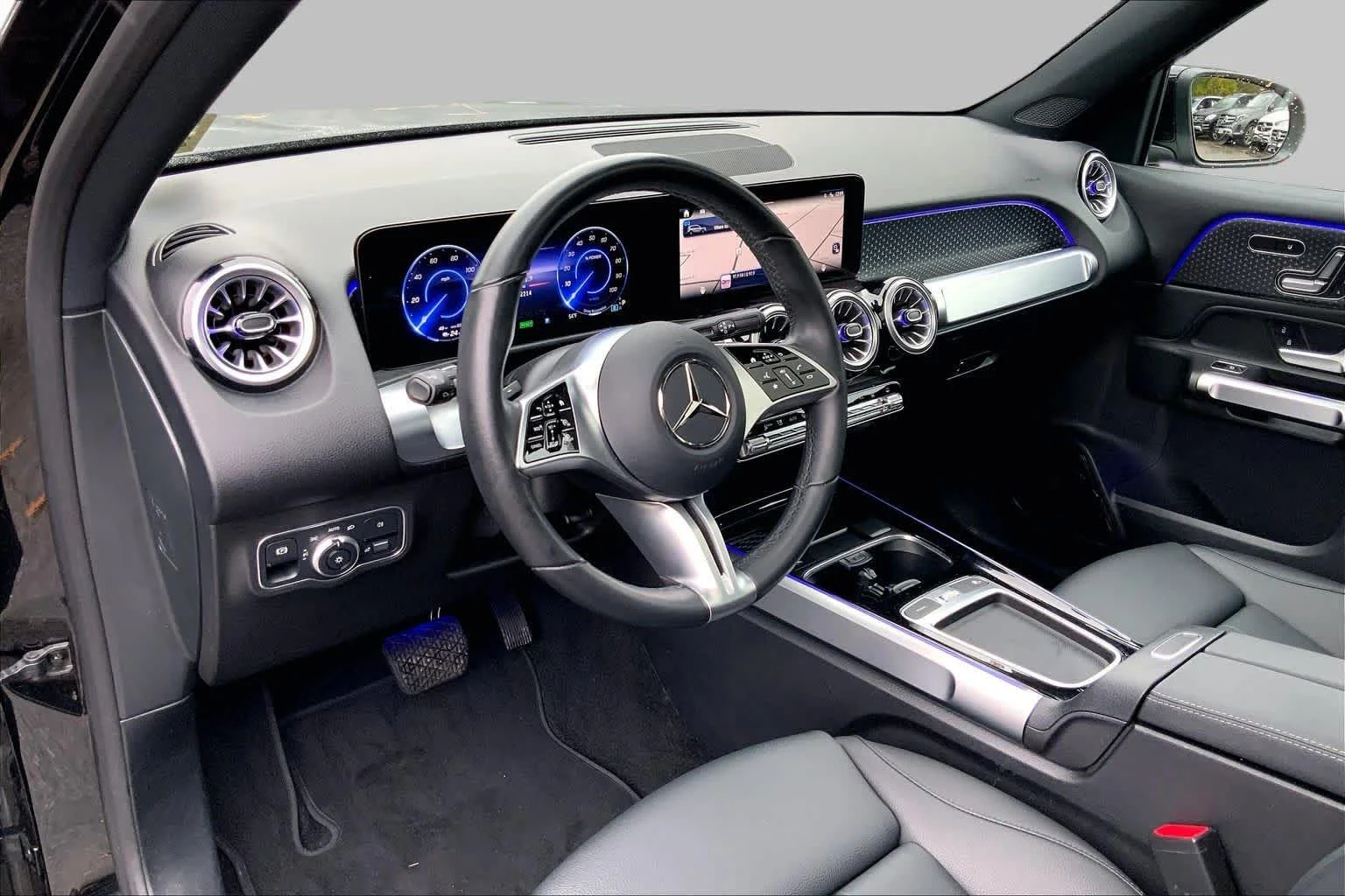 Used 2024 Night Black Mercedes-Benz EQB 300 image 17