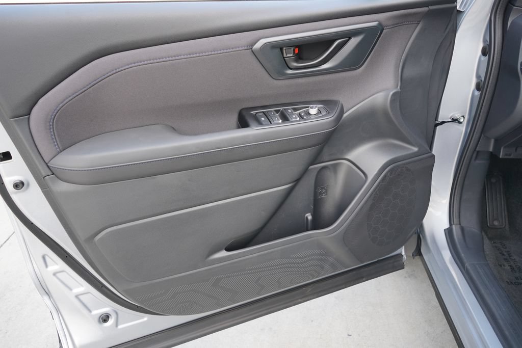 New 2026 ICE SILVER METALLIC Subaru Premium image 9