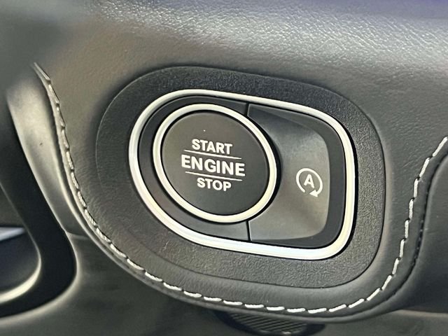 Certified Used 2023 White Mercedes-Benz Maybach GLS 600 image 31