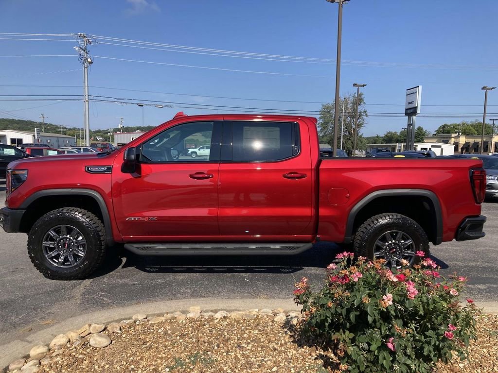 2025 GMC Sierra 1500 AT4X - Photo 7