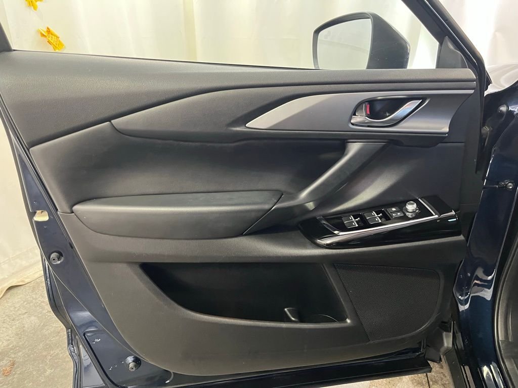 Used 2023 Blue Mazda Touring image 9