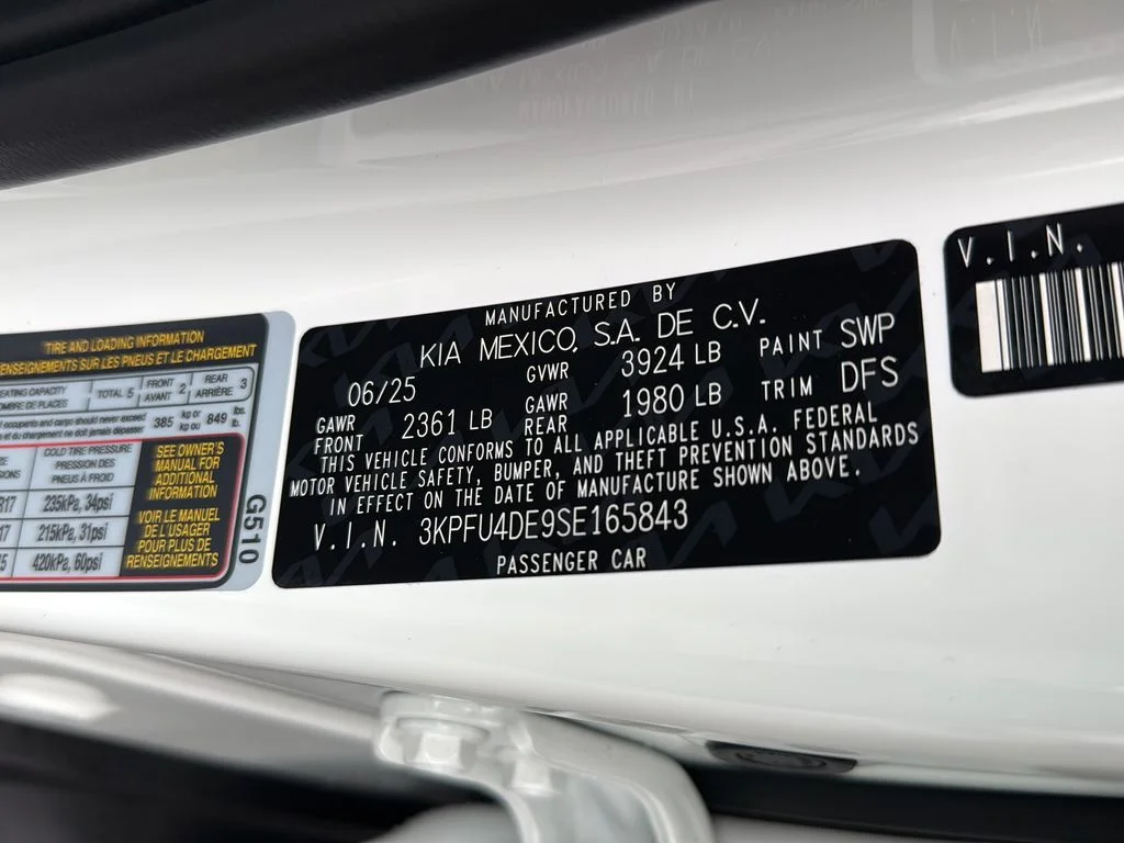 Used 2025 White Kia EX image 17
