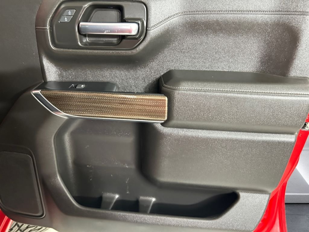 Used 2022 Red Chevrolet LT image 15