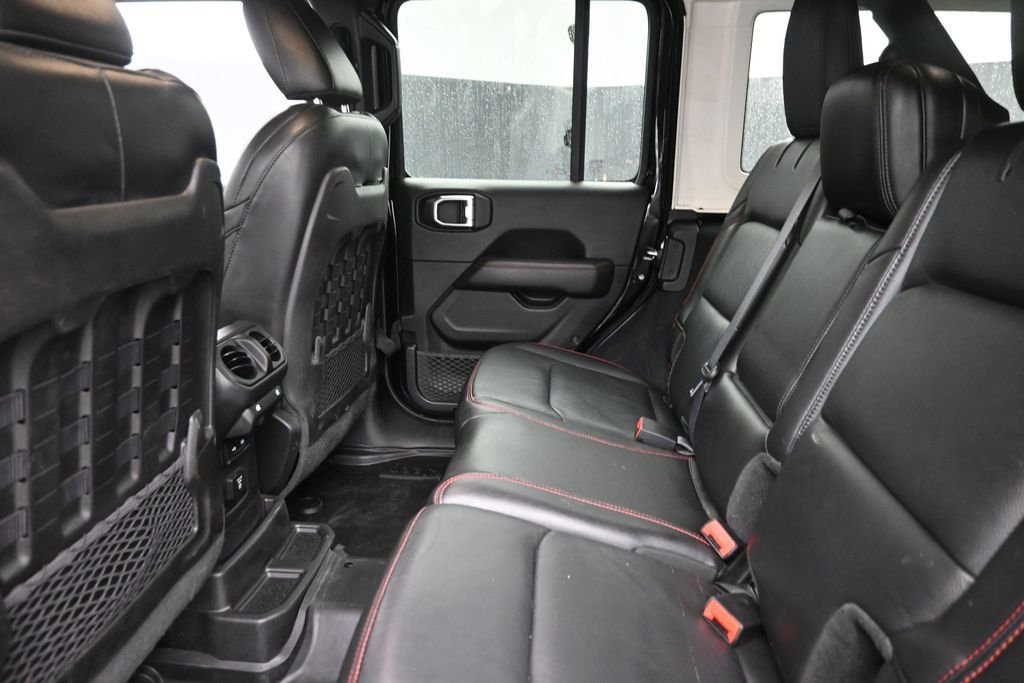 Used 2019 Black Jeep Unlimited Rubicon image 13