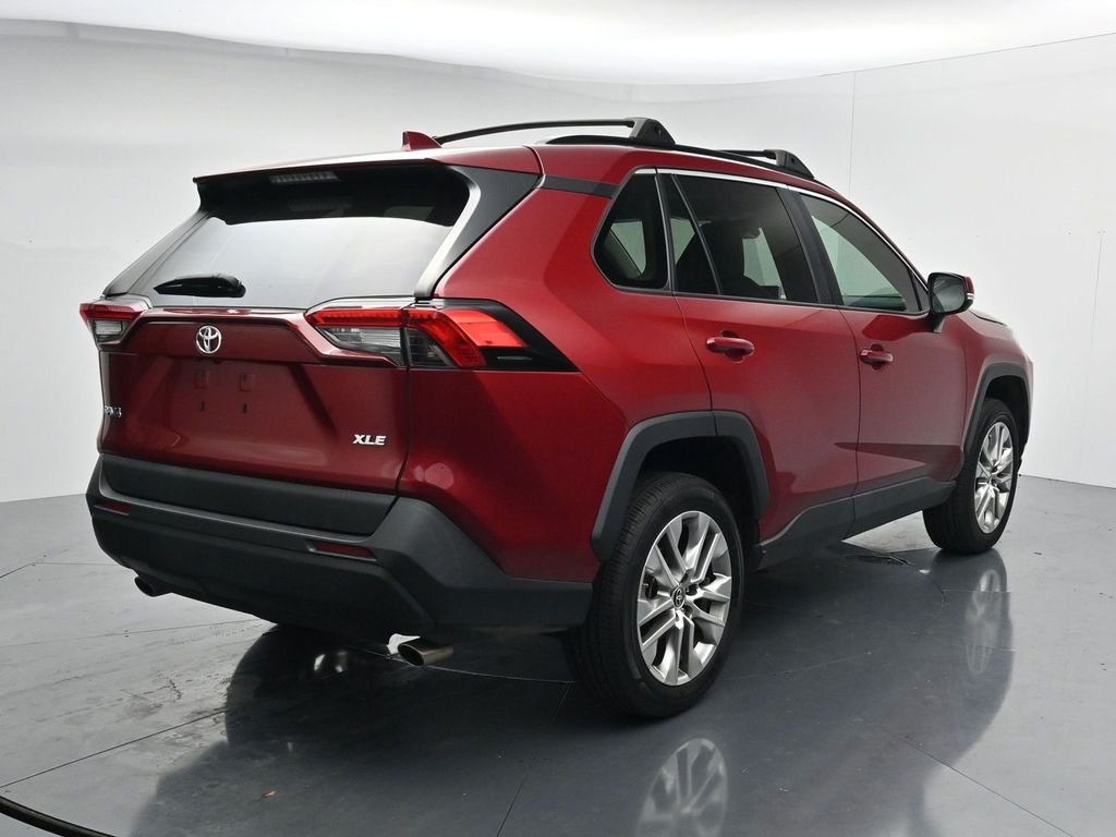 Used 2023 Red Toyota XLE Premium image 7
