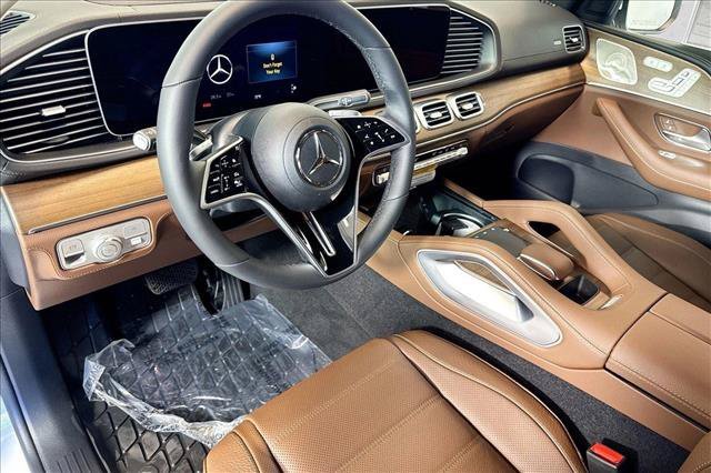 New 2026 MANUFAKTUR Moonlight White Metallic Mercedes-Benz GLE 450 image 39