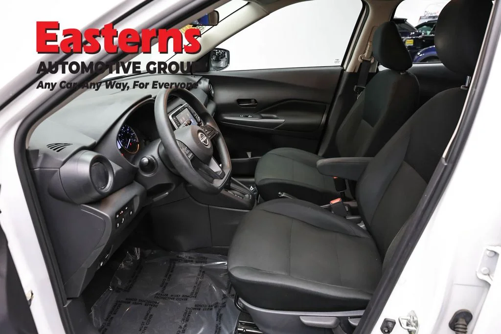 Used 2024 White Nissan S image 13