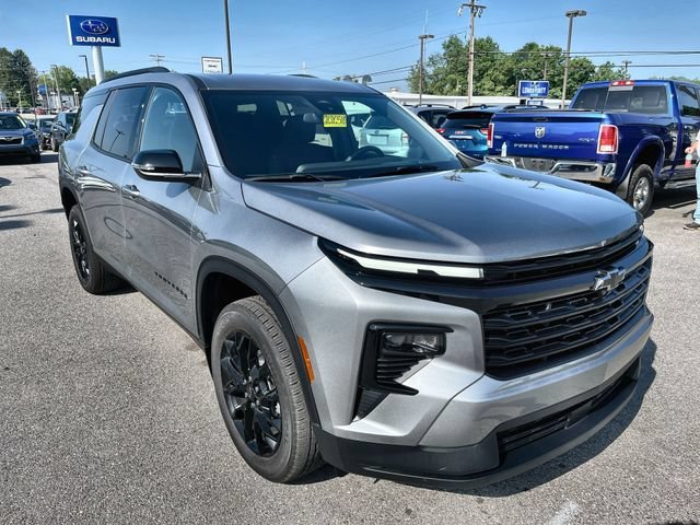 2026 Chevrolet Traverse LT - 9