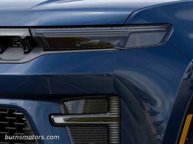 New 2026 Fathom Blue Pearl-Coat Exterior Paint (Late Availability) Jeep Limited Reserve Black image 10