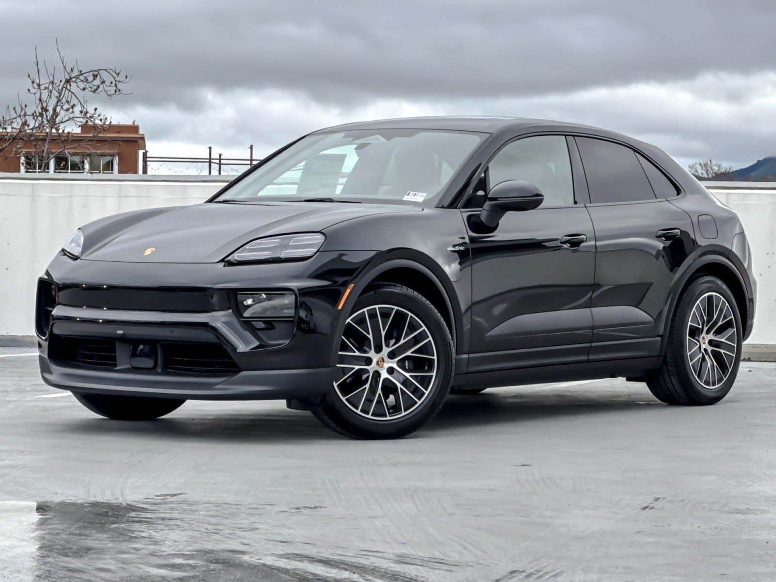 2026 Porsche Macan Base