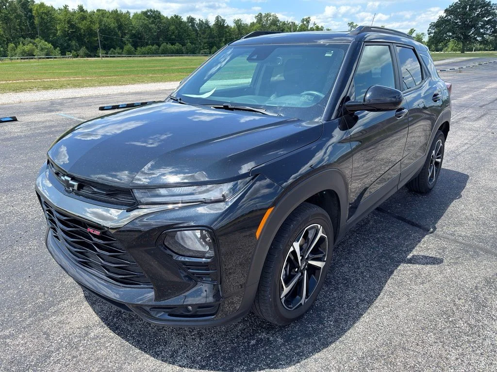 Used 2023 Black Chevrolet RS image 13