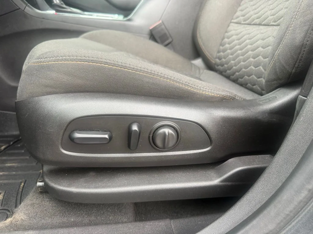 Used 2018 Gray Chevrolet LT image 13