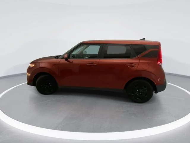 Used 2021 Orange Kia LX image 9