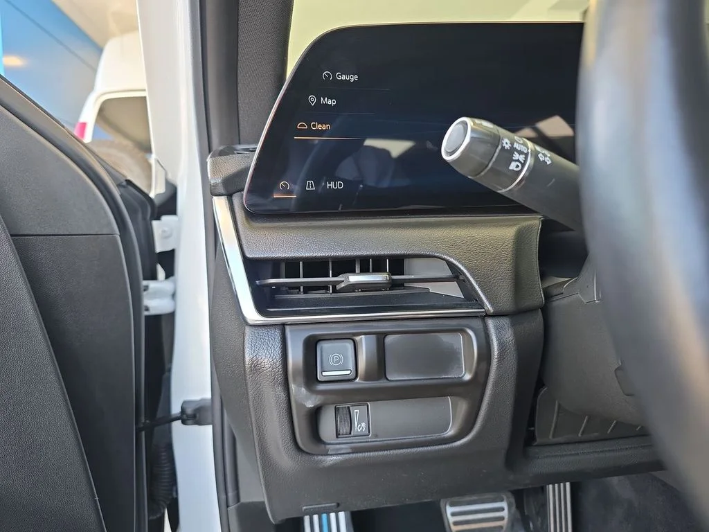 Used 2025 Crystal White Tricoat Cadillac Sport image 18