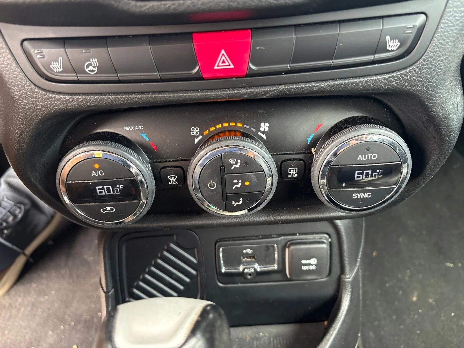 Used 2015 Black Jeep Limited image 12