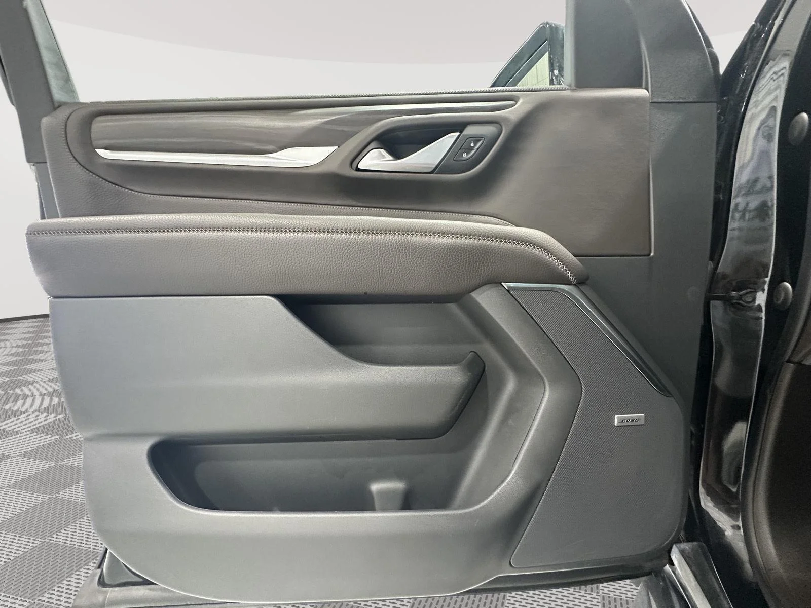 Used 2022 Onyx Black GMC Denali image 19