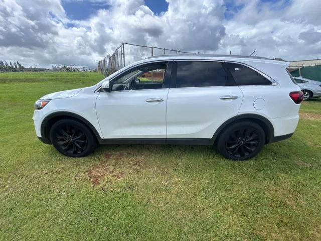 Used 2020 White Kia EX image 4