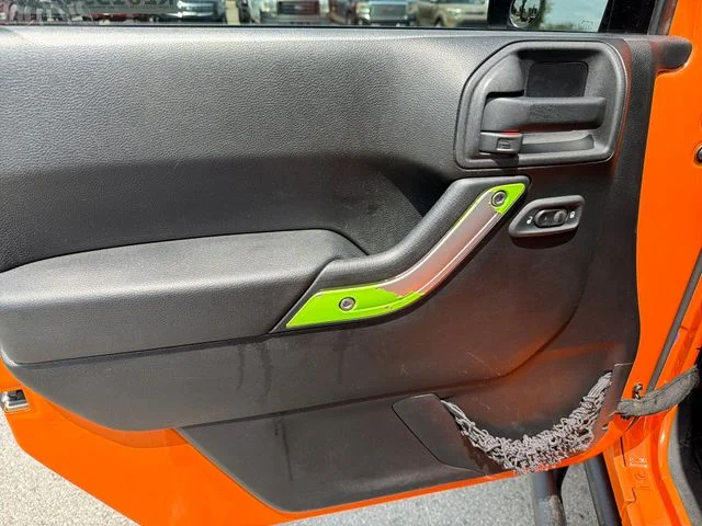 Used 2013 Orange Jeep Unlimited Rubicon image 17