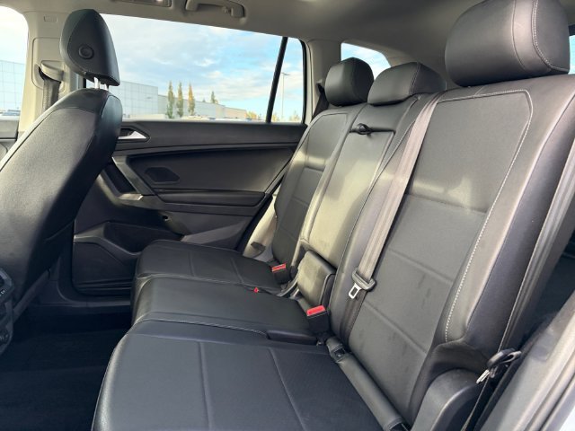 Used 2019  Volkswagen 2.0T SE image 22