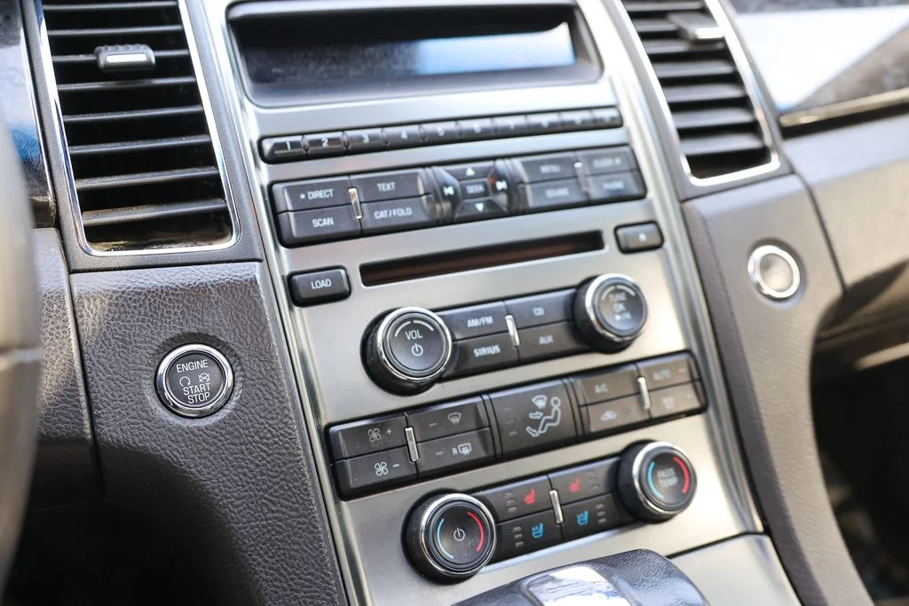 Used 2012 Blue Ford Limited image 7